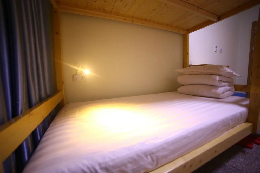 Luoyang Heartland International Youth Hostel Экстерьер фото