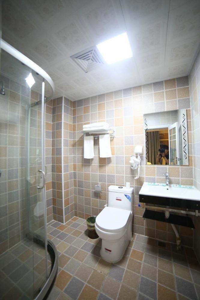 Luoyang Heartland International Youth Hostel Экстерьер фото