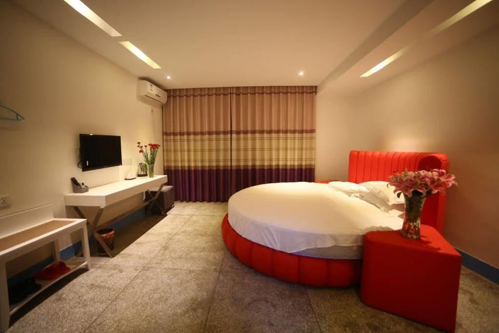 Luoyang Heartland International Youth Hostel Экстерьер фото