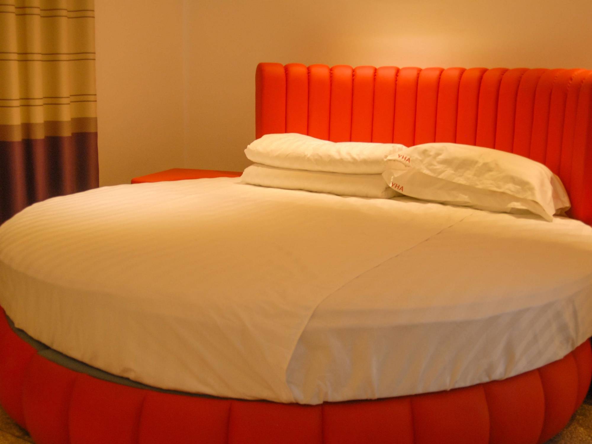 Luoyang Heartland International Youth Hostel Экстерьер фото